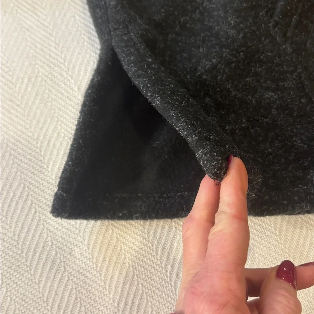 Nike Therma Fleece S Cowl Black pullover Gold embroidered Oversized. Size - LG - Picture 8 of 11